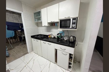 Casa de condomínio para alugar com 57m², 3 quartos e 2 vagasCozinha