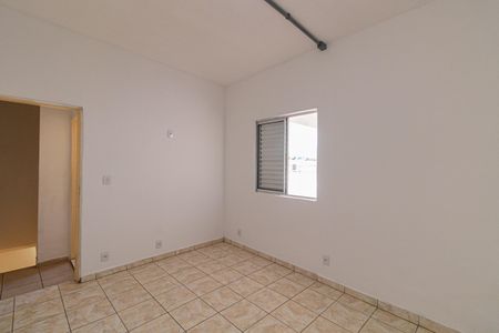 Casa para alugar com 120m², 2 quartos e 3 vagasQuarto 1