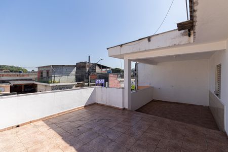 Casa para alugar com 120m², 2 quartos e 3 vagasTerraço