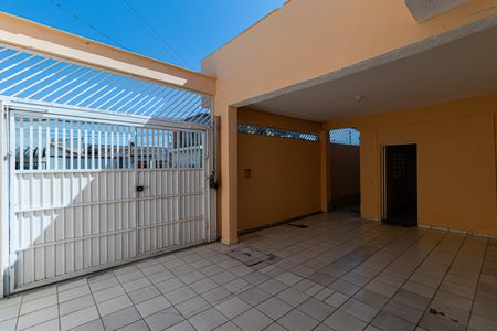 Casa para alugar com 120m², 2 quartos e 3 vagasGaragem
