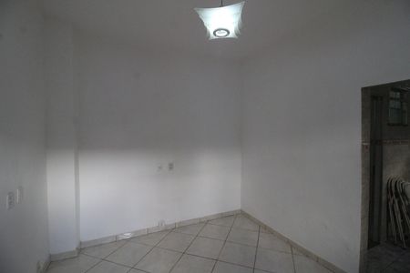 Sala de casa para alugar com 1 quarto, 45m² em Centro, Nilópolis