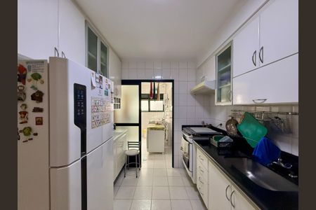 Apartamento para alugar com 102m², 3 quartos e 2 vagasCozinha 