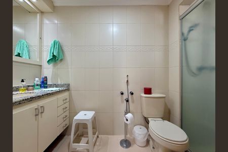 Apartamento para alugar com 102m², 3 quartos e 2 vagasBanheiro Suíte 