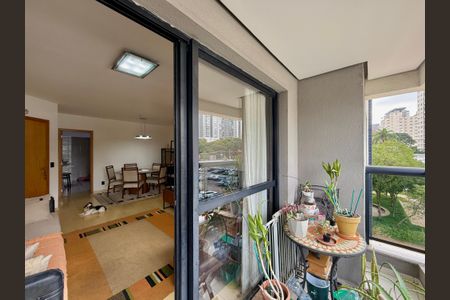 Apartamento para alugar com 102m², 3 quartos e 2 vagasSacada 