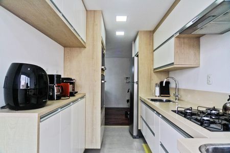 Apartamento à venda com 88m², 3 quartos e 2 vagasCozinha