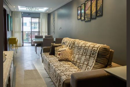 Apartamento para alugar com 110m², 3 quartos e 2 vagasSala