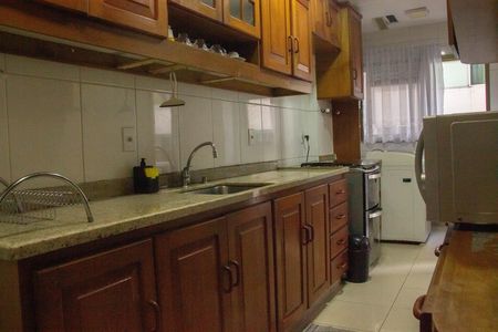 Apartamento para alugar com 110m², 3 quartos e 2 vagasCozinha