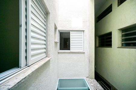 Vista da sala de apartamento à venda com 2 quartos, 30m² em Vila Carrão, São Paulo