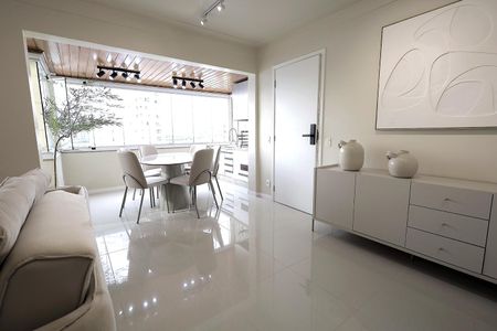 Apartamento à venda com 114m², 3 quartos e 2 vagasSala