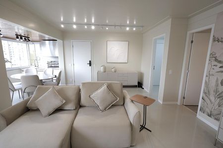Apartamento à venda com 114m², 3 quartos e 2 vagasSala