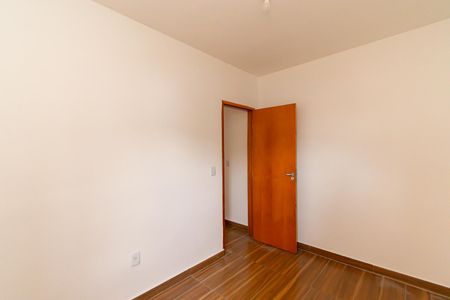 Casa de condomínio para alugar com 70m², 2 quartos e 1 vagaQuarto 1