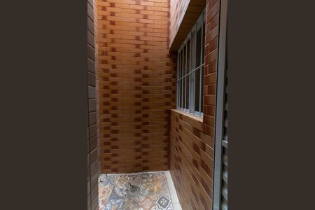 Casa de condomínio para alugar com 70m², 2 quartos e 1 vagaÁrea de Serviço - Quintal