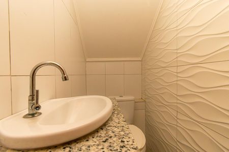 Casa de condomínio para alugar com 70m², 2 quartos e 1 vagaLavabo