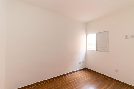 Quarto 1 de casa de condomínio para alugar com 2 quartos, 70m² em Vila Oratorio, São Paulo