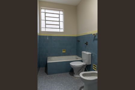 Apartamento à venda com 130m², 3 quartos e 1 vagaBanheiro