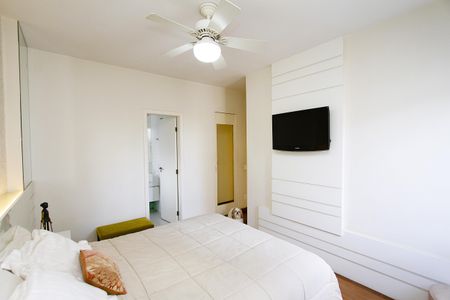 Apartamento à venda com 140m², 4 quartos e 2 vagasQuarto 4 - Suíte