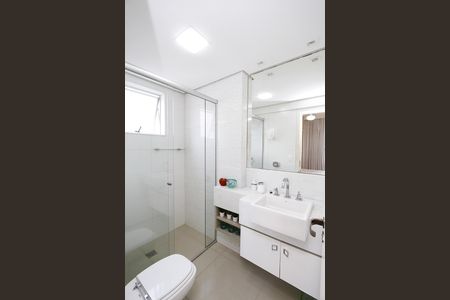 Apartamento à venda com 140m², 4 quartos e 2 vagasBanheiro da Suíte