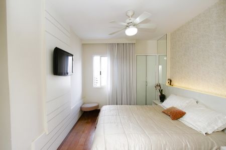 Apartamento à venda com 140m², 4 quartos e 2 vagasQuarto 4 - Suíte