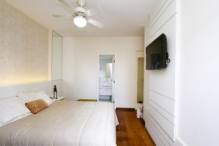 Apartamento à venda com 140m², 4 quartos e 2 vagasQuarto 4 - Suíte