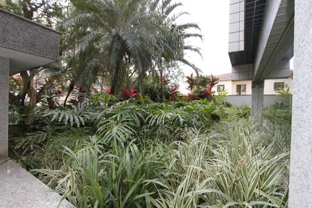 Apartamento à venda com 140m², 4 quartos e 2 vagasEntrada