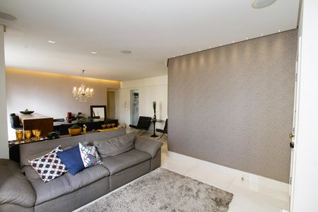 Apartamento à venda com 140m², 4 quartos e 2 vagasSala