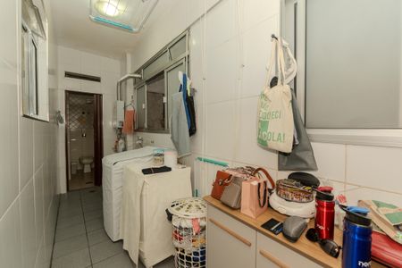 Apartamento à venda com 120m², 2 quartos e 1 vagaÁrea de Serviço