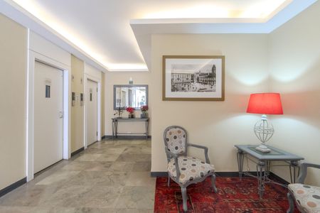 Apartamento à venda com 120m², 2 quartos e 1 vagaHall de entrada