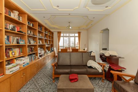 Apartamento à venda com 120m², 2 quartos e 1 vagaSala