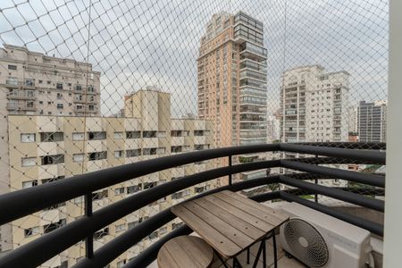 Sacada de apartamento para alugar com 1 quarto, 50m² em Moema, São Paulo