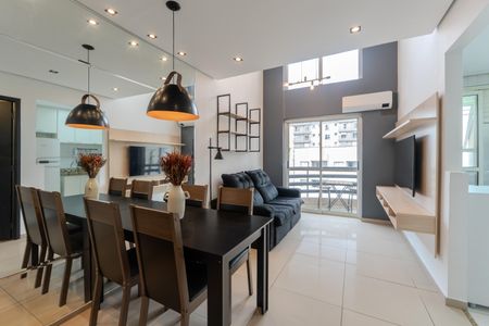 Sala de apartamento para alugar com 1 quarto, 50m² em Moema, São Paulo