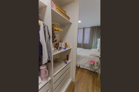 Apartamento à venda com 73m², 3 quartos e 2 vagasCloset da Suíte