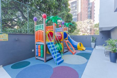 Apartamento à venda com 73m², 3 quartos e 2 vagasÁrea comum - Playground