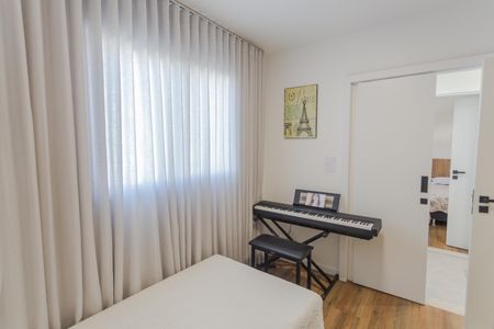 Apartamento à venda com 73m², 3 quartos e 2 vagasSemi-Suíte 2