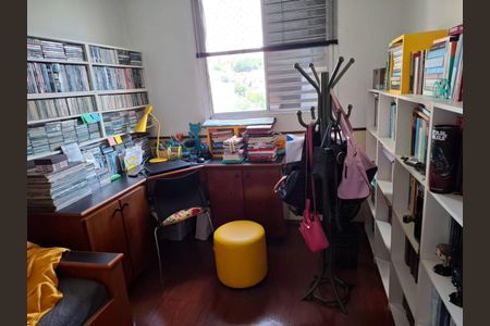 DORMITÓRIO de apartamento à venda com 2 quartos, 58m² em Jardim D’abril, Osasco