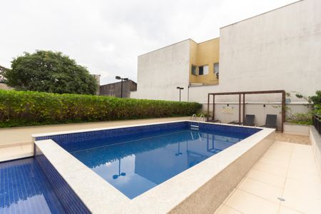 Apartamento à venda com 72m², 2 quartos e 1 vaga Apartamento à venda com 72m², 2 quartos e 1 vagaÁrea comum - Piscina