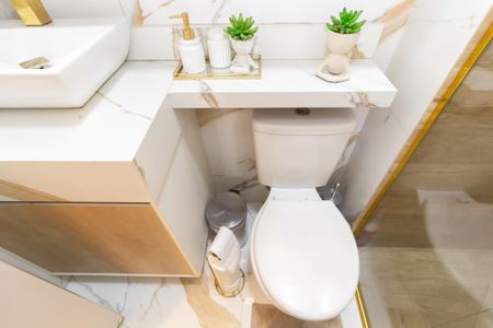 Apartamento à venda com 72m², 2 quartos e 1 vaga Apartamento à venda com 72m², 2 quartos e 1 vagaBanheiro