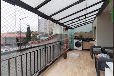Apartamento à venda com 72m², 2 quartos e 1 vaga Apartamento à venda com 72m², 2 quartos e 1 vagaVaranda