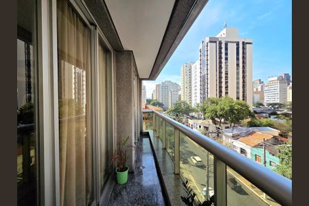 Apartamento à venda com 60m², 1 quarto e 1 vagaVaranda