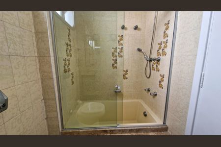 Apartamento para alugar com 3 quartos, 127m² em Vila Sofia, São Paulo