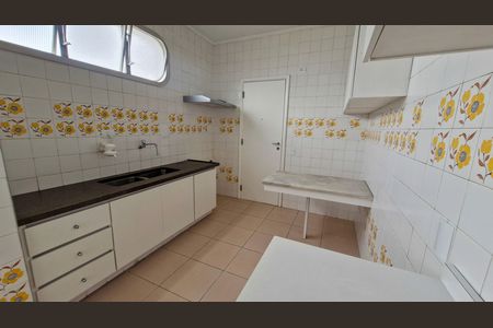 Apartamento para alugar com 127m², 3 quartos e 2 vagas Apartamento para alugar com 127m², 3 quartos e 2 vagasCozinha