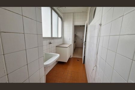 Apartamento para alugar com 127m², 3 quartos e 2 vagas Apartamento para alugar com 127m², 3 quartos e 2 vagasÁrea de serviço