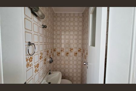 Apartamento para alugar com 127m², 3 quartos e 2 vagas Apartamento para alugar com 127m², 3 quartos e 2 vagasBanheiro de serviço