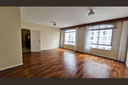 Sala de apartamento para alugar com 3 quartos, 127m² em Vila Sofia, São Paulo