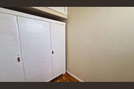 Apartamento para alugar com 127m², 3 quartos e 2 vagas Apartamento para alugar com 127m², 3 quartos e 2 vagasQuarto de serviço