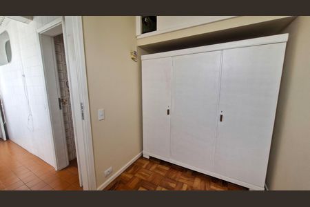 Apartamento para alugar com 127m², 3 quartos e 2 vagas Apartamento para alugar com 127m², 3 quartos e 2 vagasQuarto de serviço