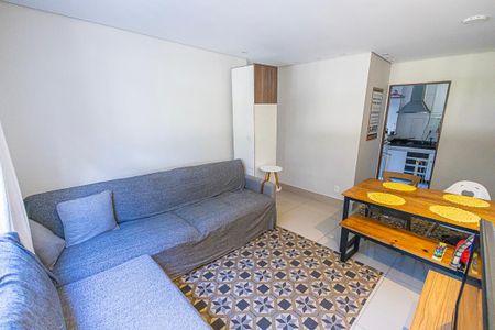 Sala de apartamento para alugar com 3 quartos, 50m² em Guarani, Belo Horizonte