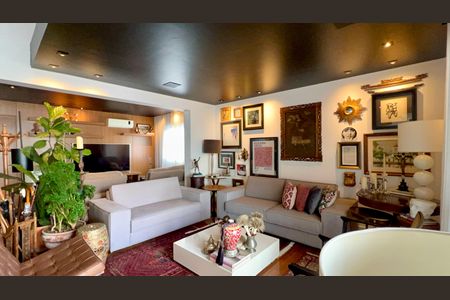 Apartamento à venda com 165m², 2 quartos e 3 vagas Apartamento à venda com 165m², 2 quartos e 3 vagasSala