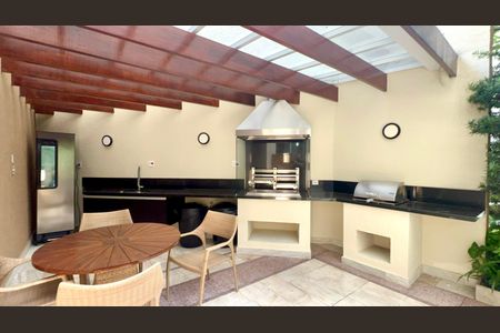 Apartamento à venda com 165m², 2 quartos e 3 vagas Apartamento à venda com 165m², 2 quartos e 3 vagasChurrasqueira