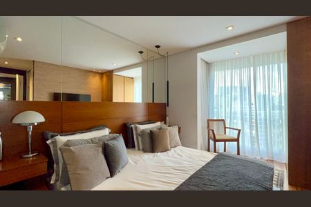 Apartamento à venda com 165m², 2 quartos e 3 vagas Apartamento à venda com 165m², 2 quartos e 3 vagasSuíte 2
