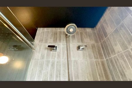 Apartamento à venda com 165m², 2 quartos e 3 vagas Apartamento à venda com 165m², 2 quartos e 3 vagasBanheiro da Suíte 2